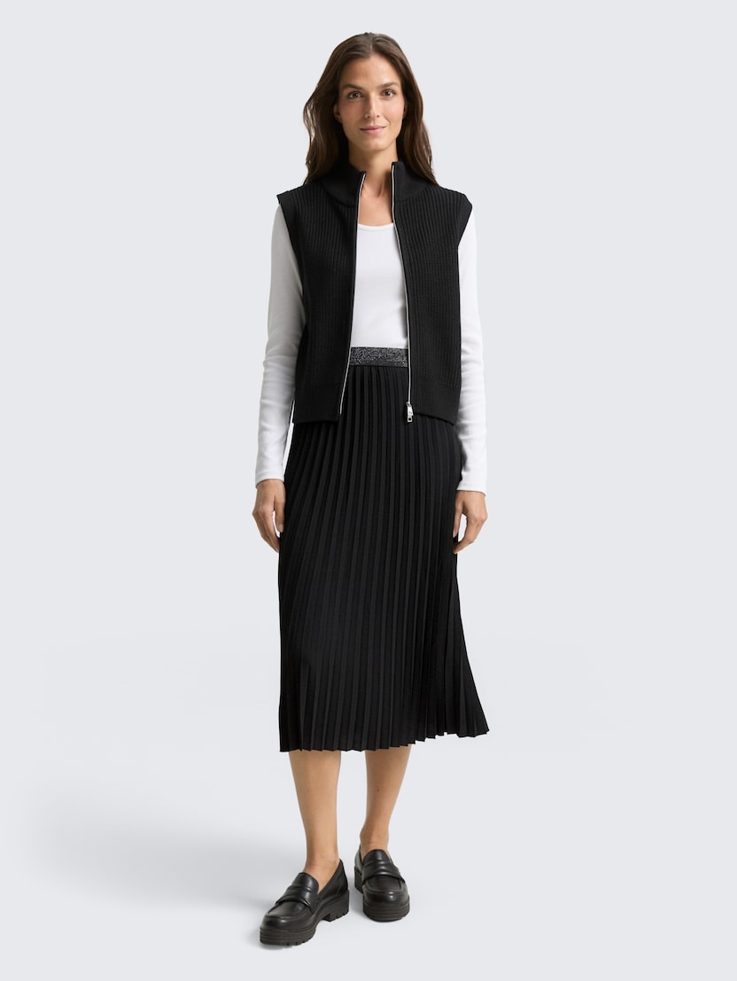 Plise krilo - Črna_7145705