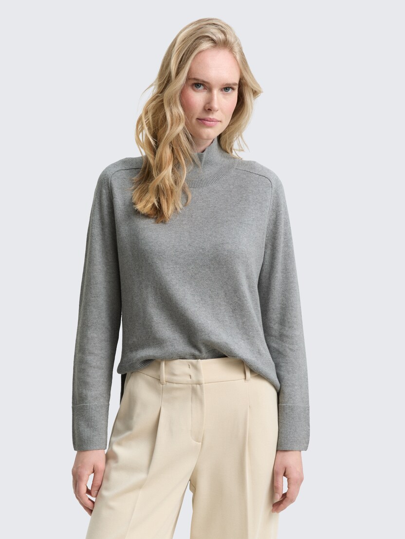 Pulover iz mešanice bombaža in kašmirja - Siva_6353703