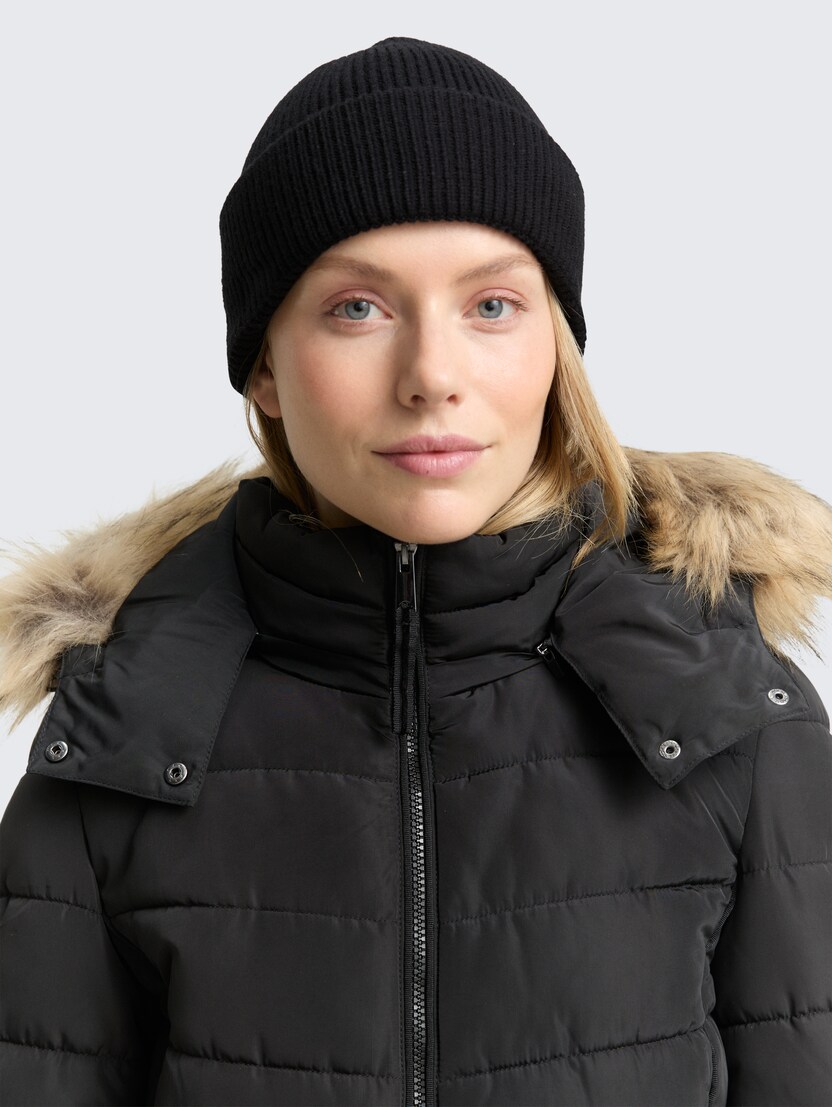 Rebrasta kapa - Črna_696196